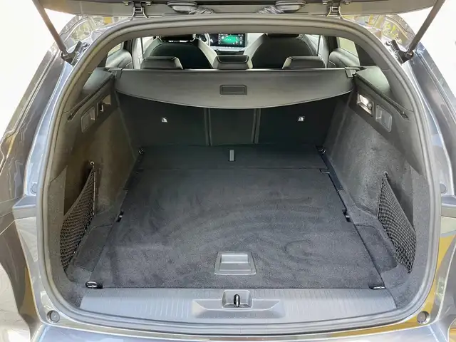 Opel Astra view 30