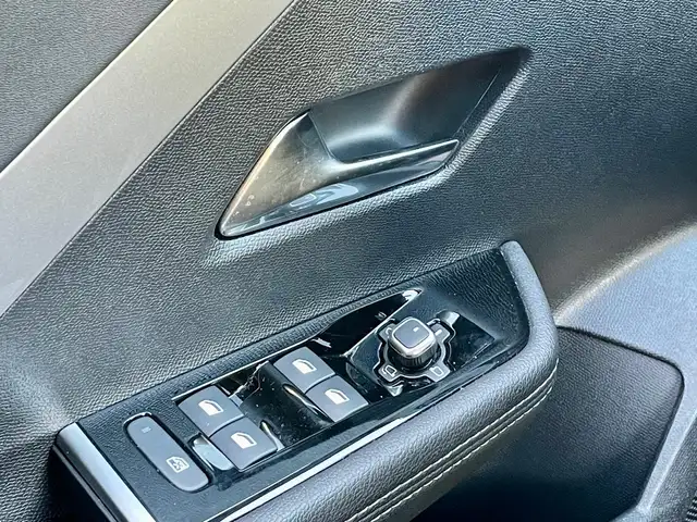 Opel Astra view 14