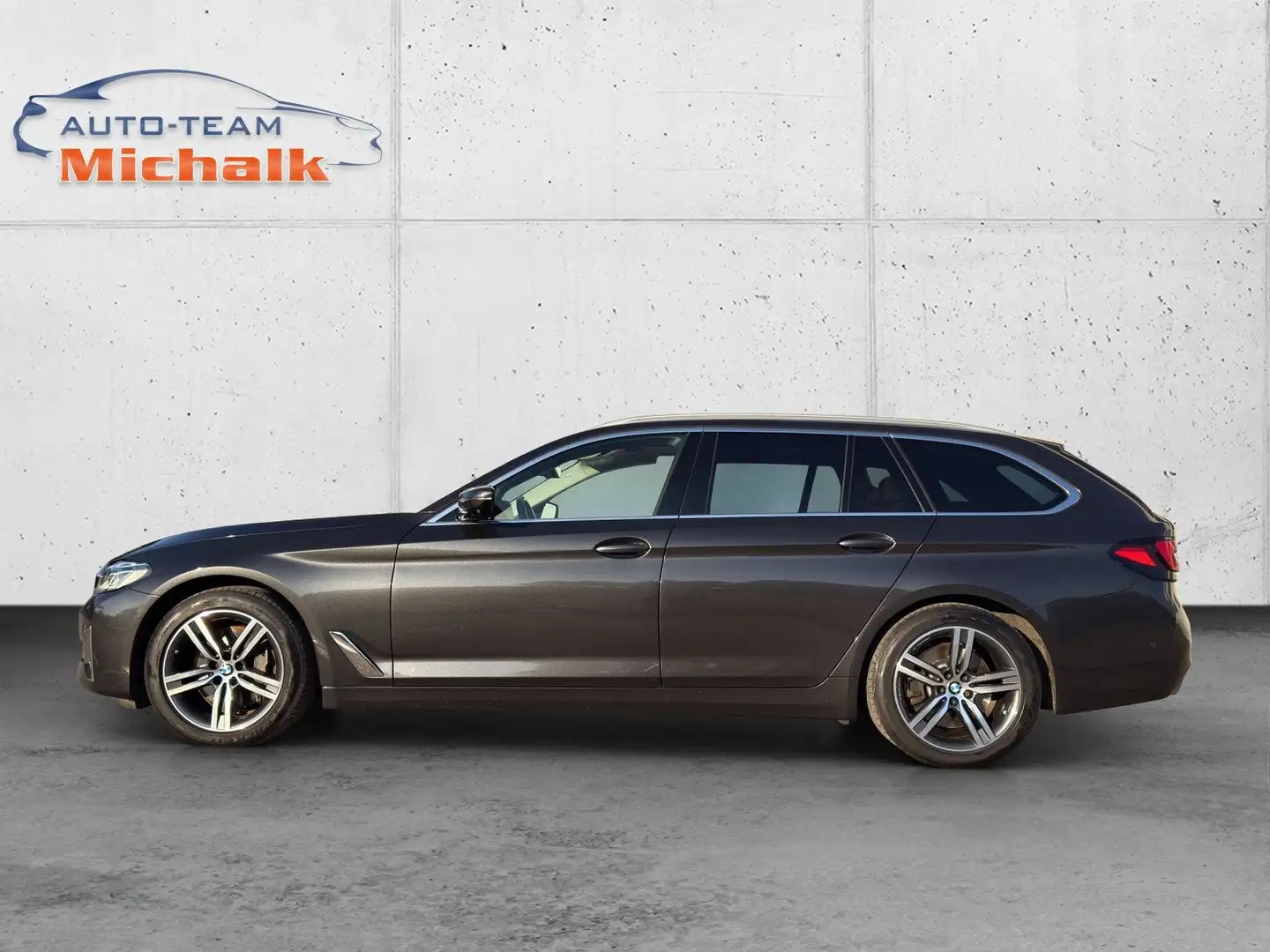 BMW 540 xD Luxury Line Pano Area View Standheizung Gris - 2