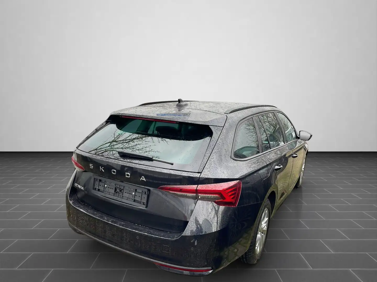 Skoda Octavia Combi 1,5 TSI DSG Selection RFK/NAVI/LED Schwarz - 2