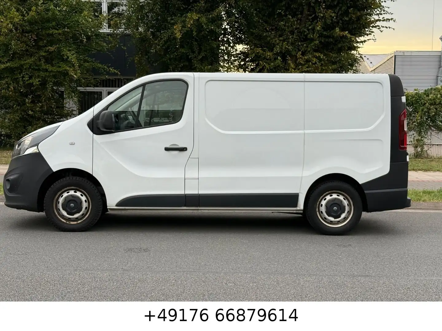 Opel Vivaro B Kasten/Kombi Kasten L1H1  2,9t TÜV NEU Weiß - 1