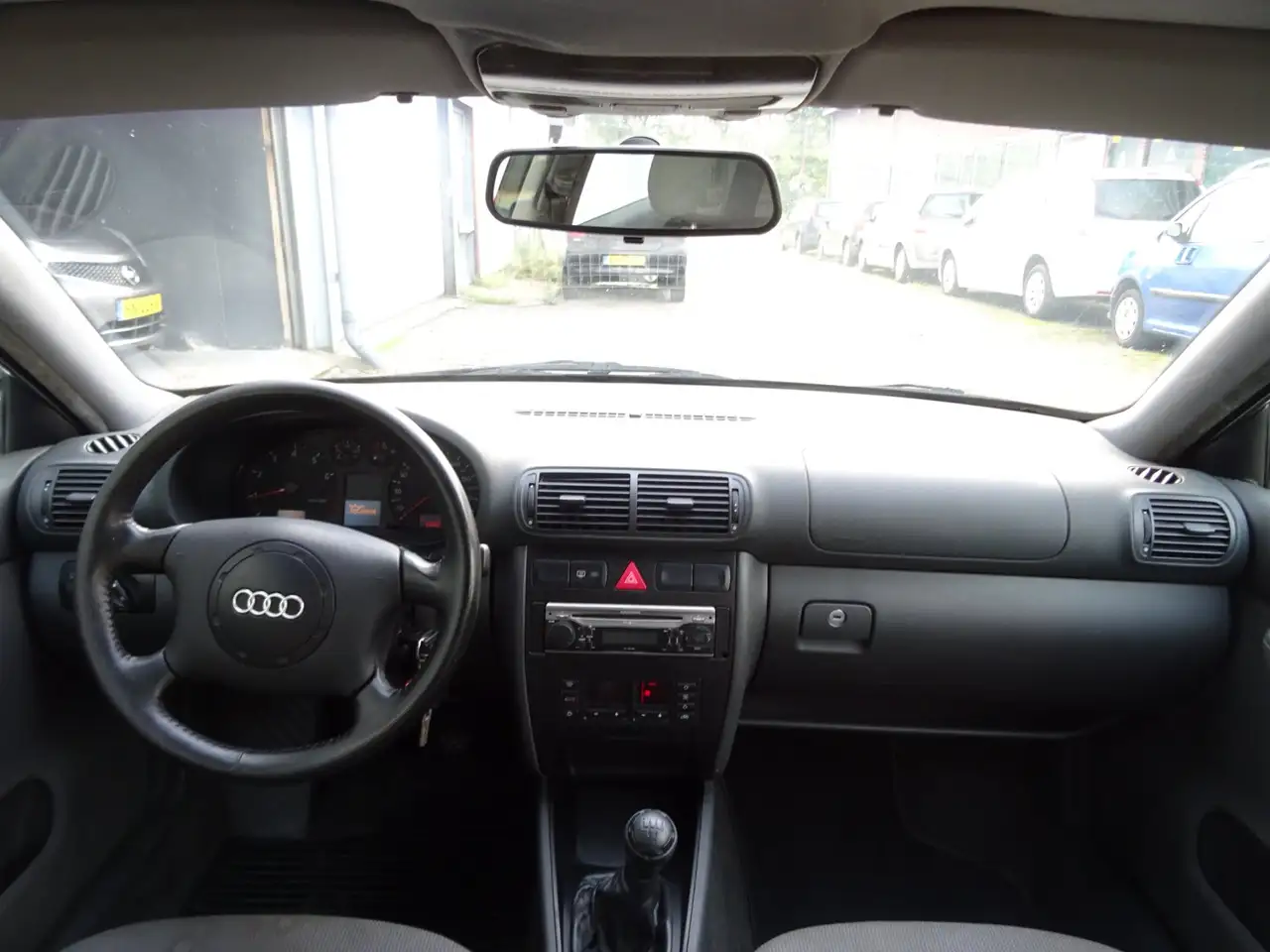 Audi A3 1.6 Attraction, foto 12