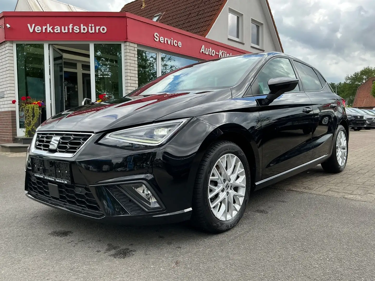 SEAT Ibiza FR 1.0 TSI SHZ BT CarPlay NAVI Kamera Noir - 1