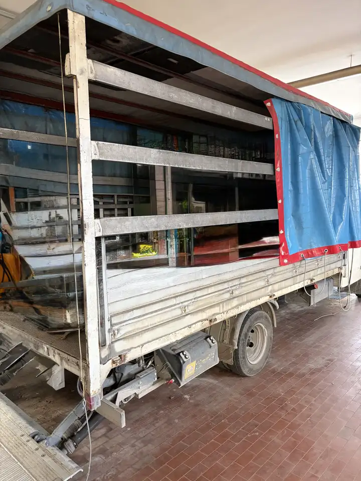 DAF 400, foto 2