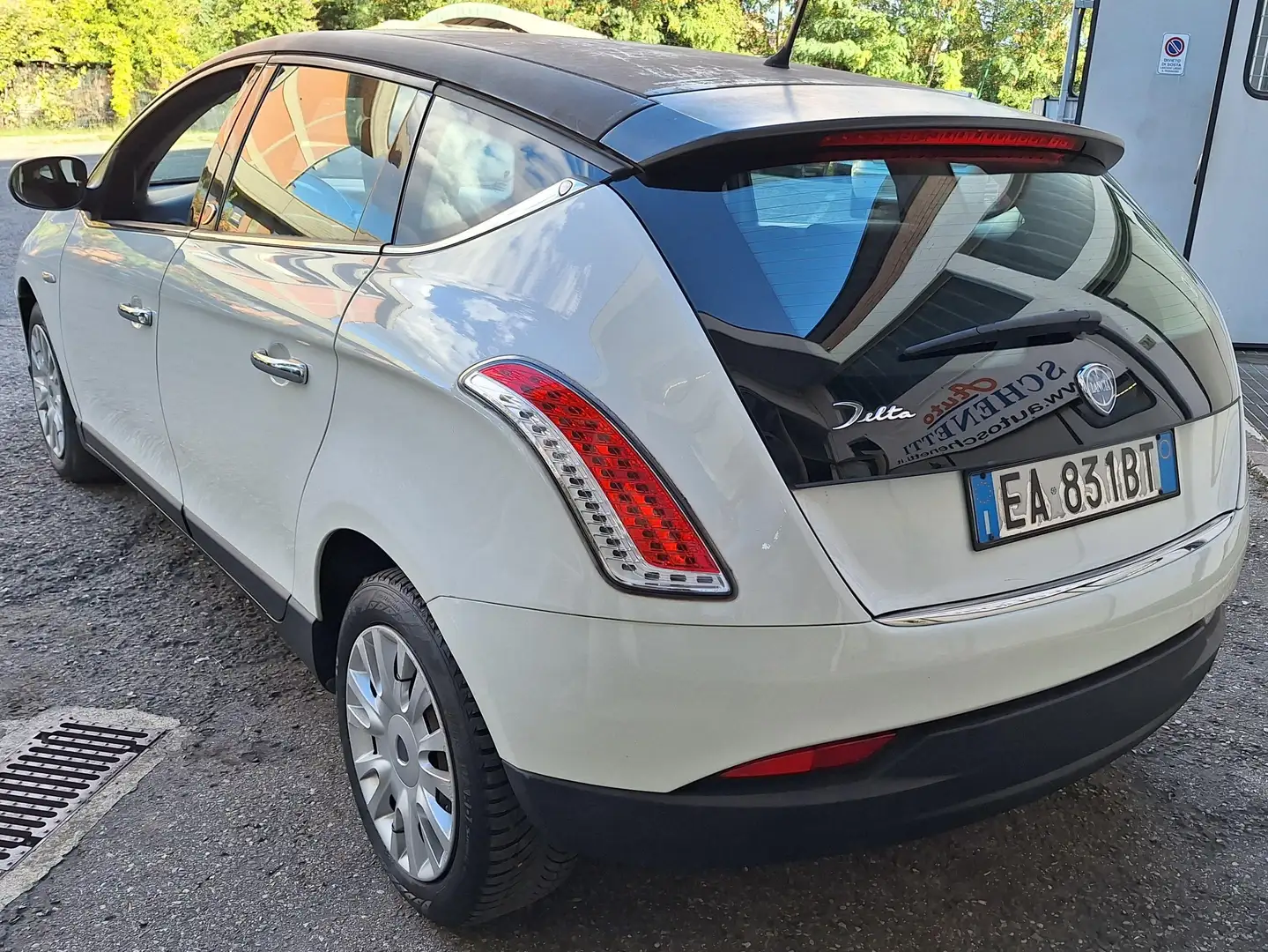 Lancia Delta Delta III 2008 1.6 mjt Oro 120cv cambio automatico Blanc - 2