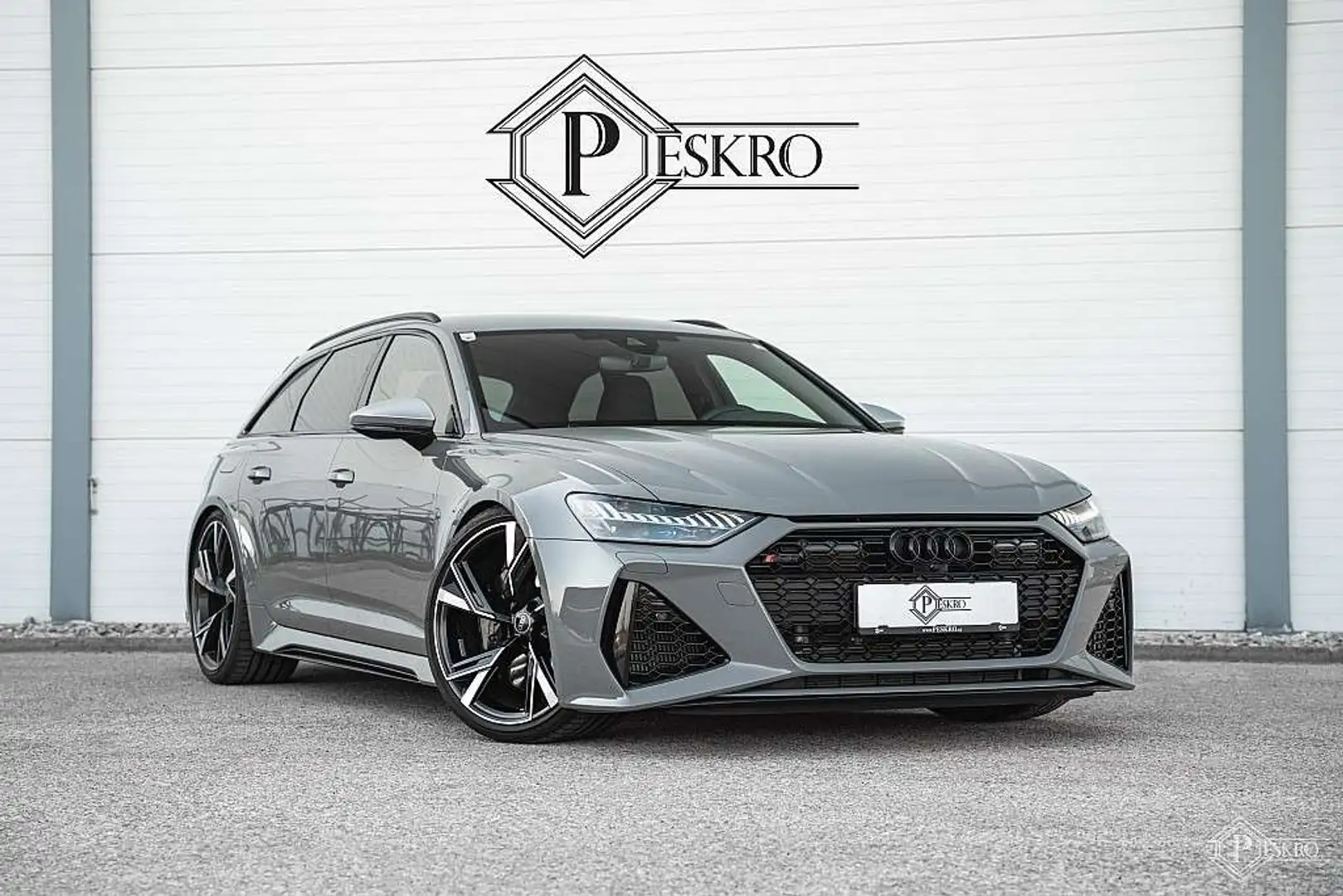 Audi RS6 Avant 4,0 TFSI quattro MHEV S-tronic Grau - 1