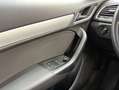 Audi Q3 2,0 TDI intro *Xenon*Top Zustand* Schwarz - thumbnail 15