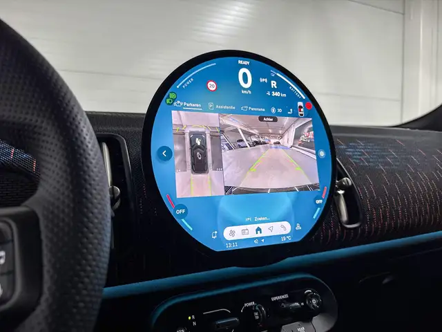 Mini Countryman view 15