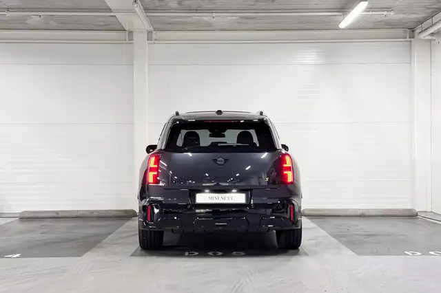 Mini Countryman view 8