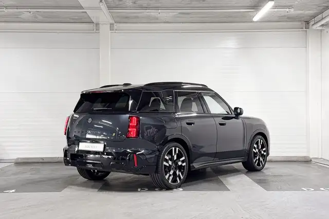 Mini Countryman view 7