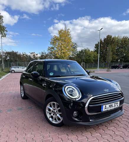 Imagine MINI Cooper 5-t. (F55) TÜV neu