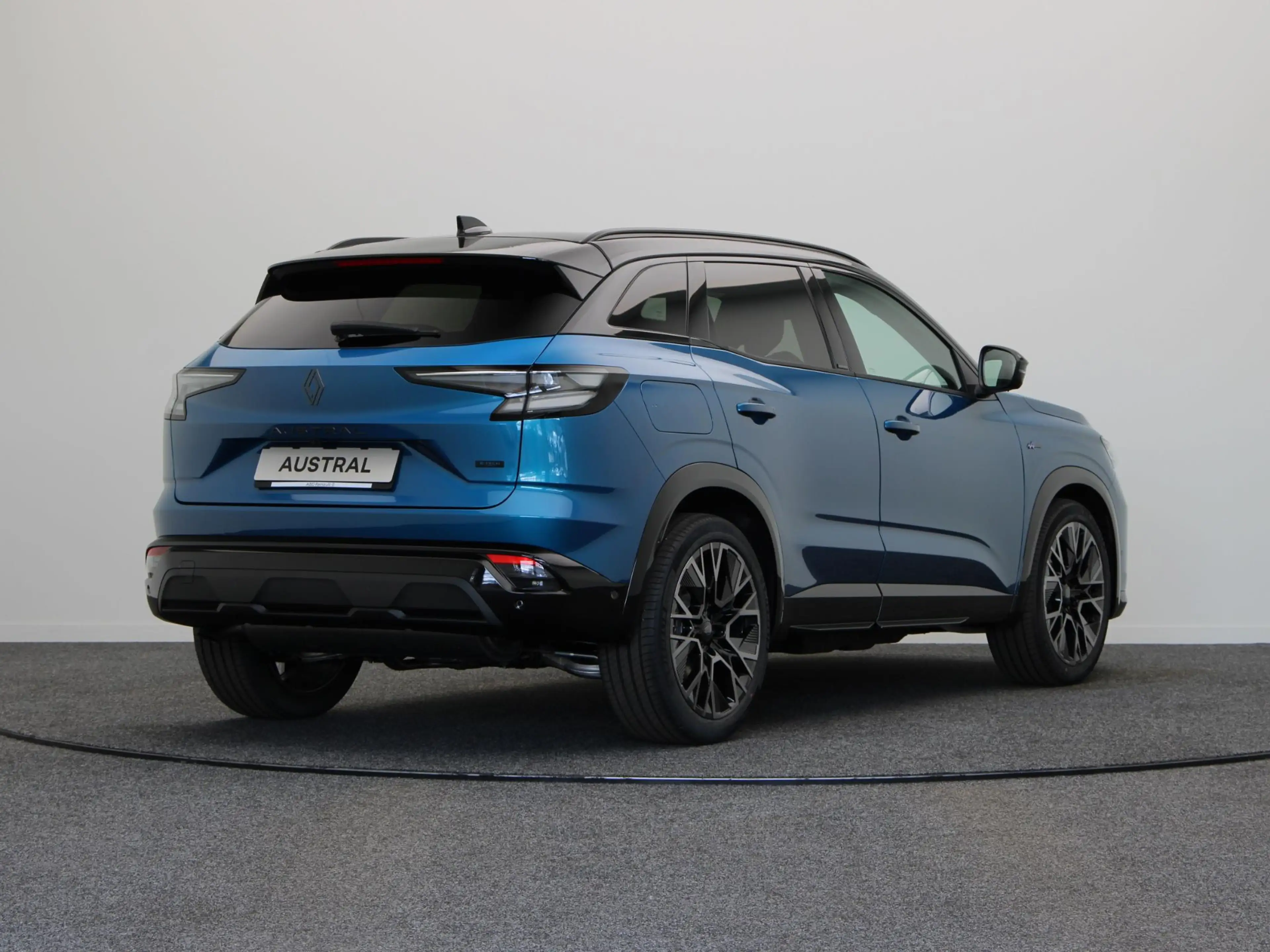 Renault Austral E-Tech full hybrid 200pk esprit Alpine | Vijf jaar — photo 11