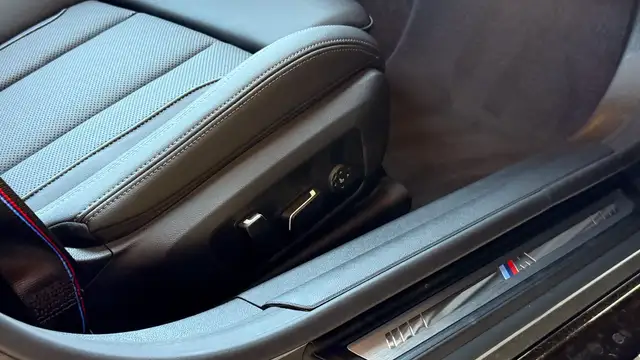 BMW i4 Gran Coupe xDrive M60 83,9kWh Ansicht 21