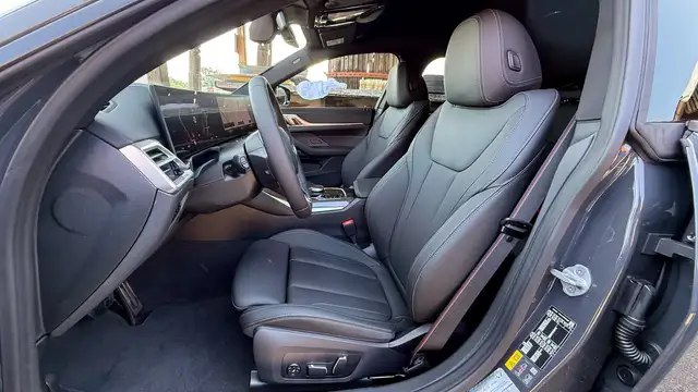 BMW i4 Gran Coupe xDrive M60 83,9kWh Ansicht 13