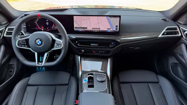 BMW i4 Gran Coupe xDrive M60 83,9kWh Ansicht 24