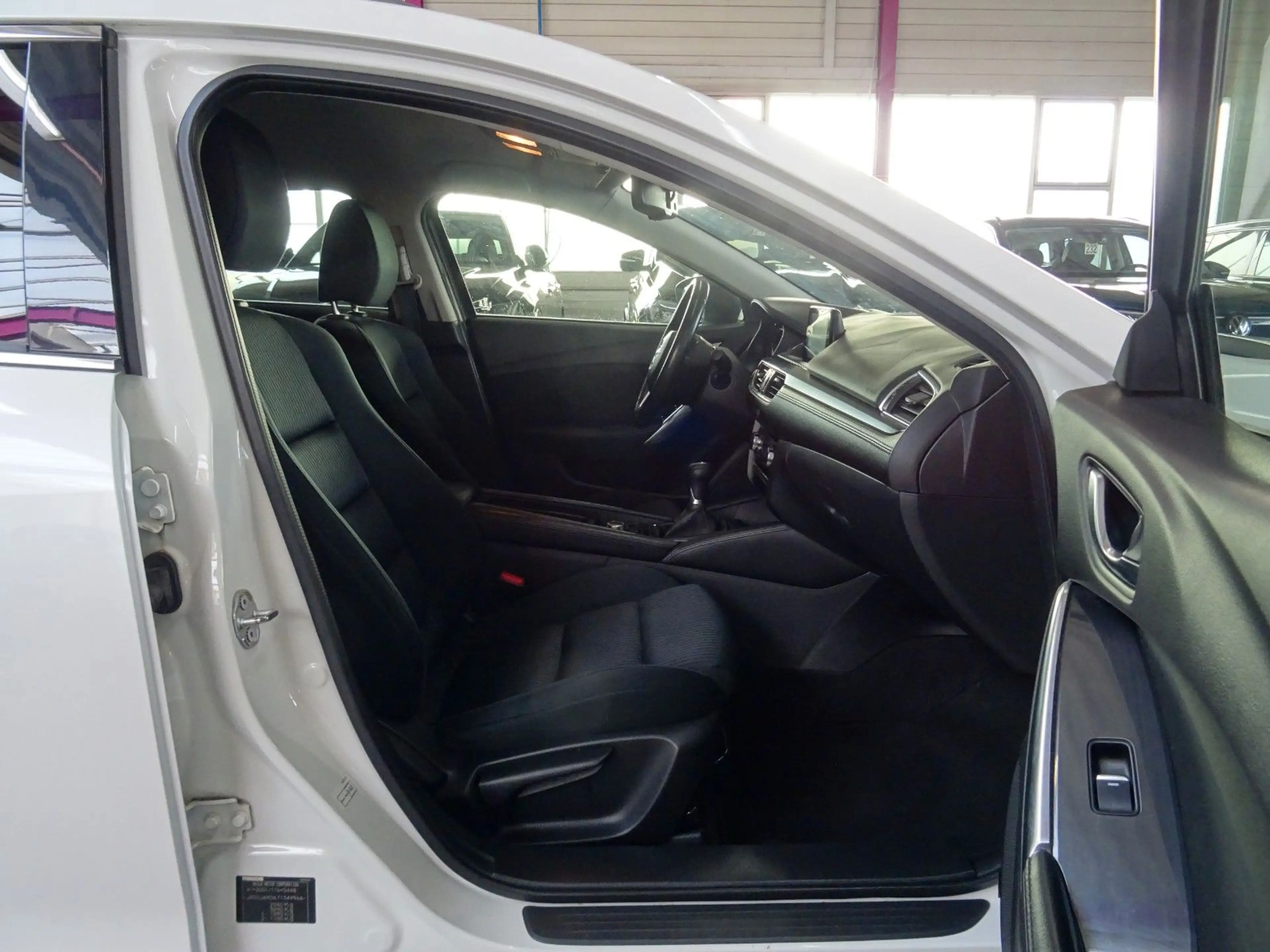 Mazda 6 Kombi Sports-Line*NAVI*CAM*KEY*SH* — photo 9