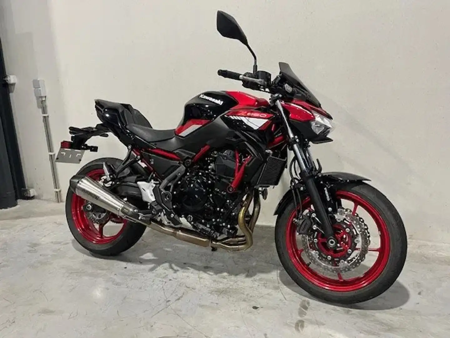 Kawasaki Z 650 35KW A2 met Arrow uitlaatlijn. - 1