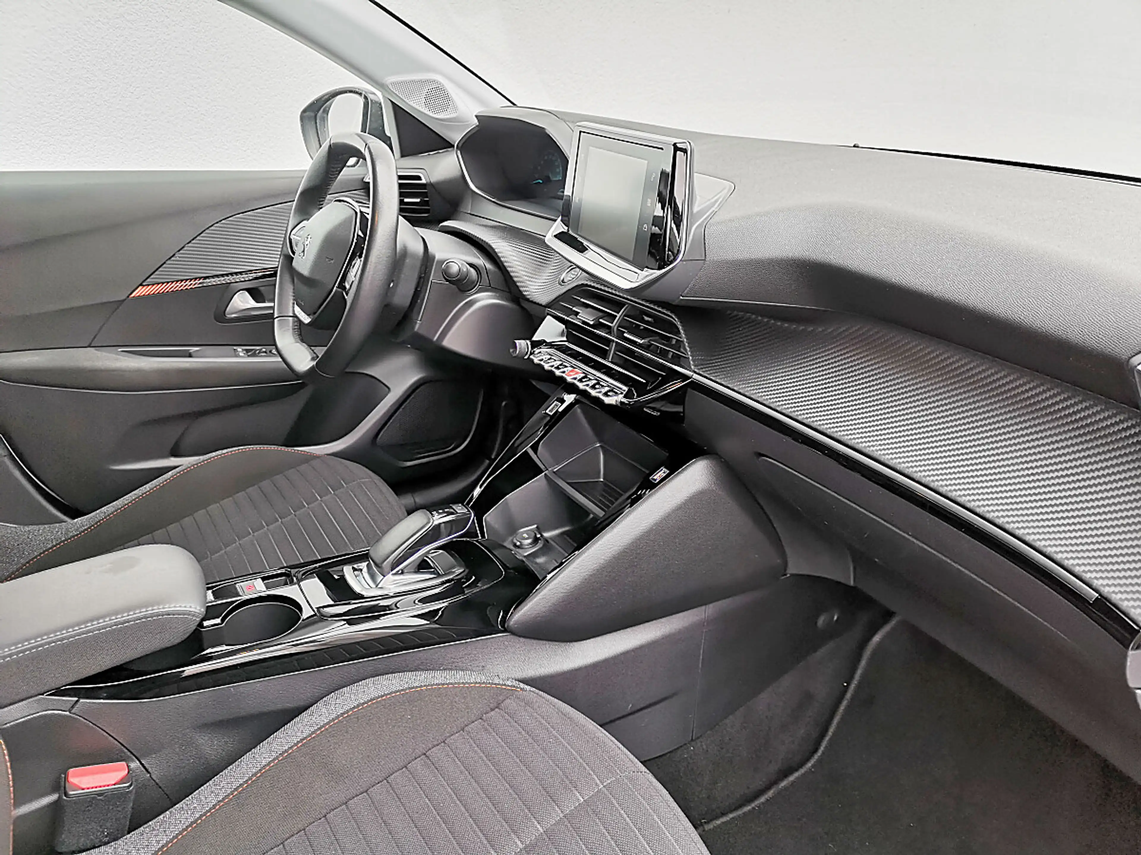 Peugeot e-208 50kWh Active Business "NAVI" — photo 9