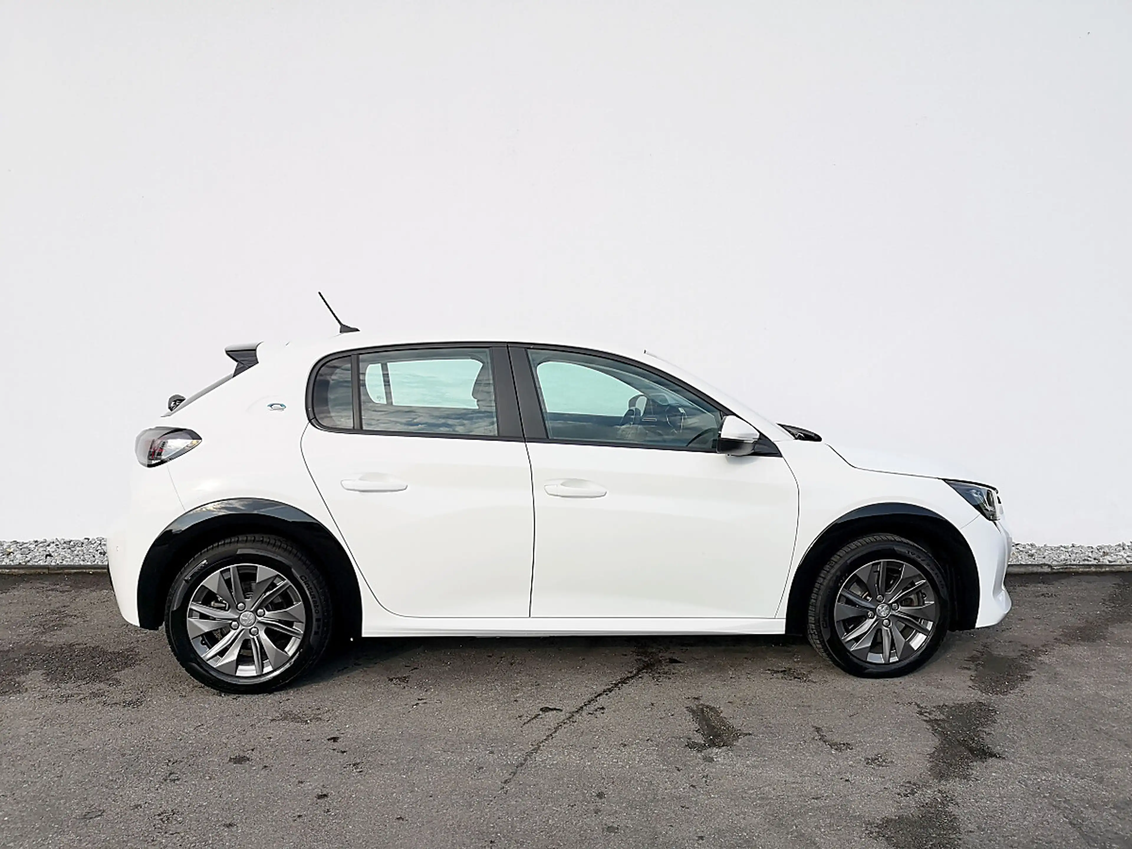 Peugeot e-208 50kWh Active Business "NAVI" — photo 8