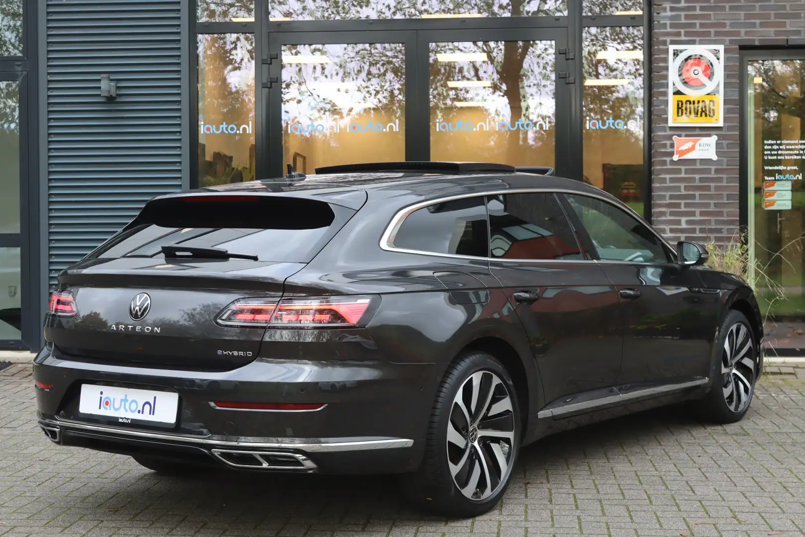 Volkswagen Arteon Shooting Brake 1.4 TSI eHybrid R-Line Pano/IQ.Ligh Grijs - 2