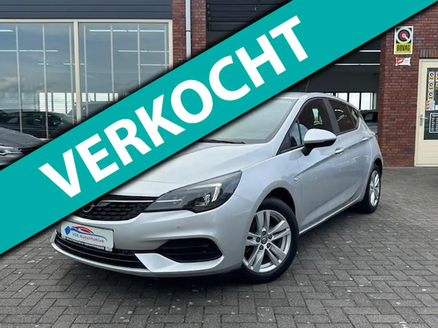 Opel Astra 1.2 Edition 130PK (Zeer weinig km,nieuwstaat!) Zilver - 1