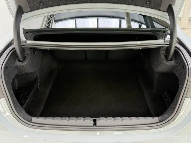BMW M4 view 18