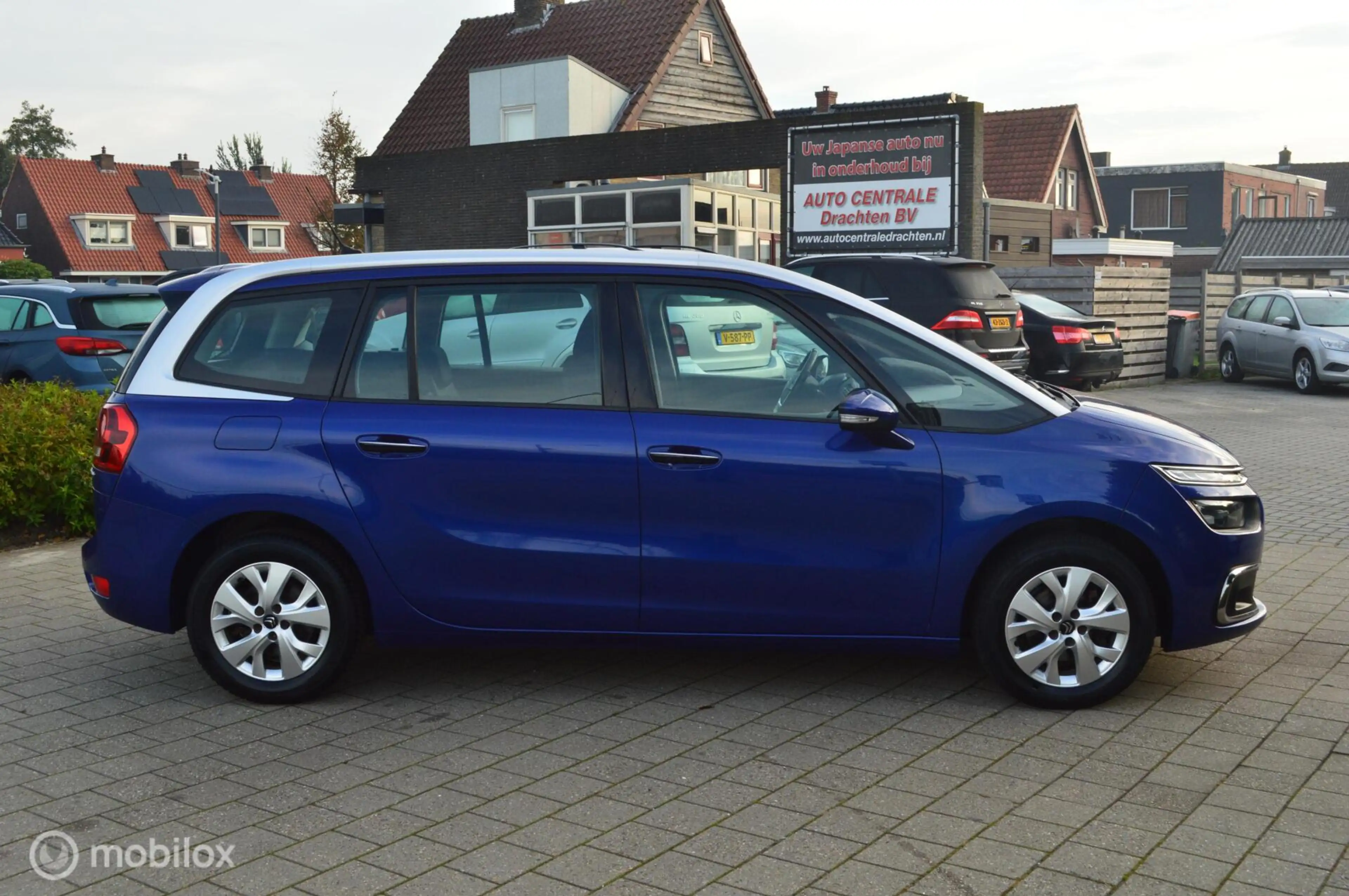 Citroen Grand C4 Picasso 1.2 130pk PureTech Live |7 Persoons | — photo 3