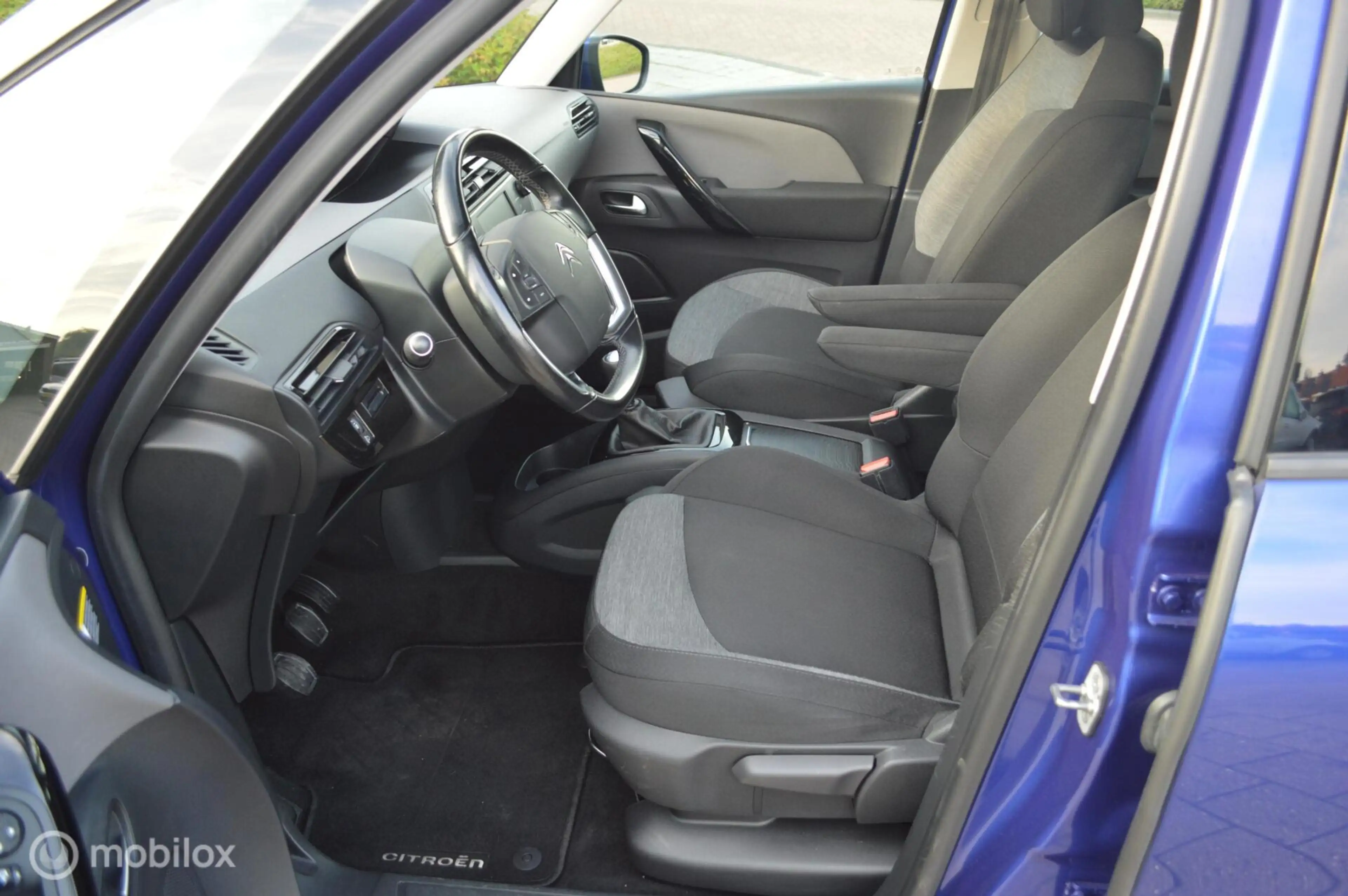 Citroen Grand C4 Picasso 1.2 130pk PureTech Live |7 Persoons | — photo 4