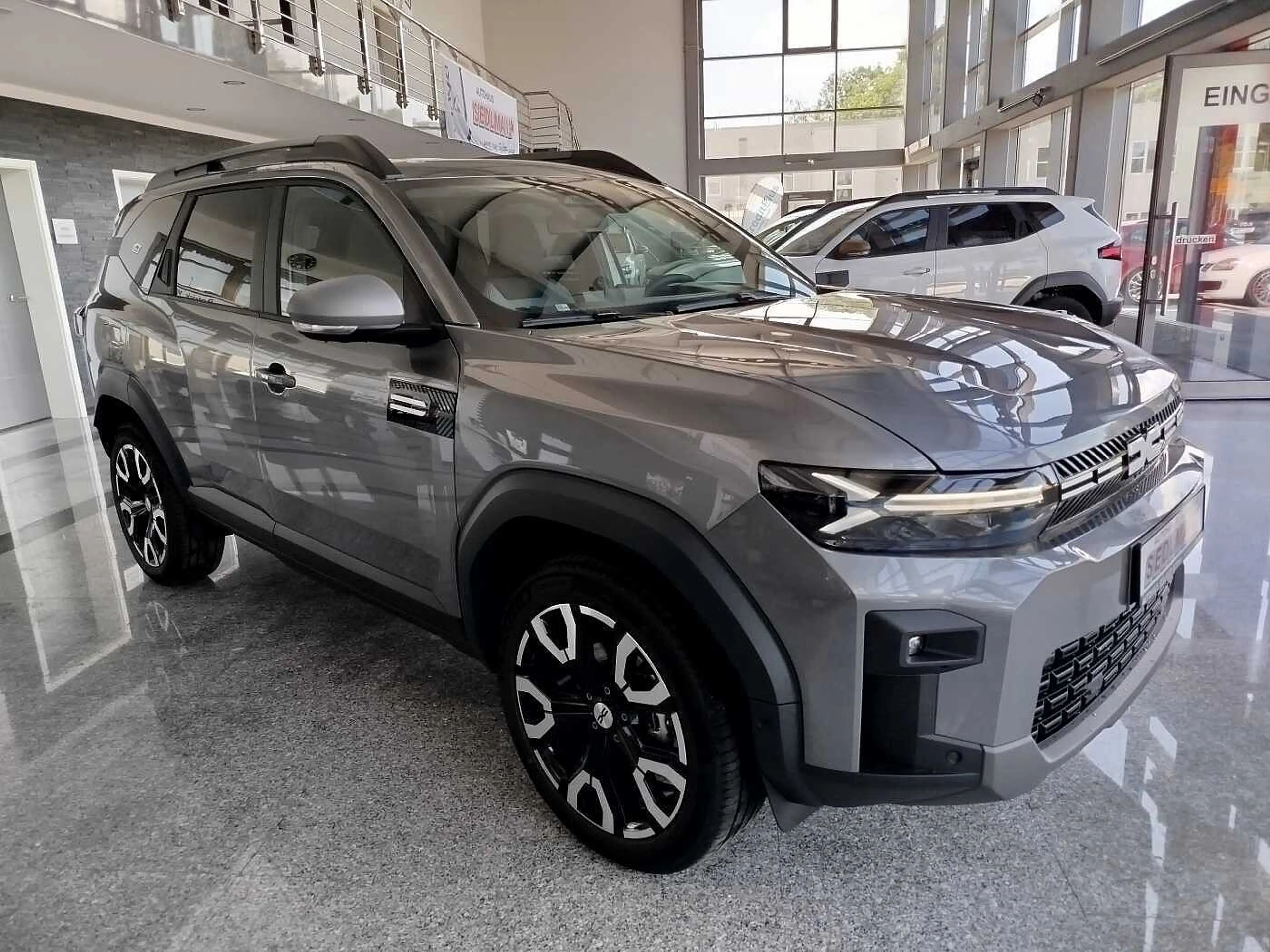 Dacia Bigster Hybrid-G 150 4x4 Journey AHK/PANO/WINTER+/CITY/19Z — photo 3