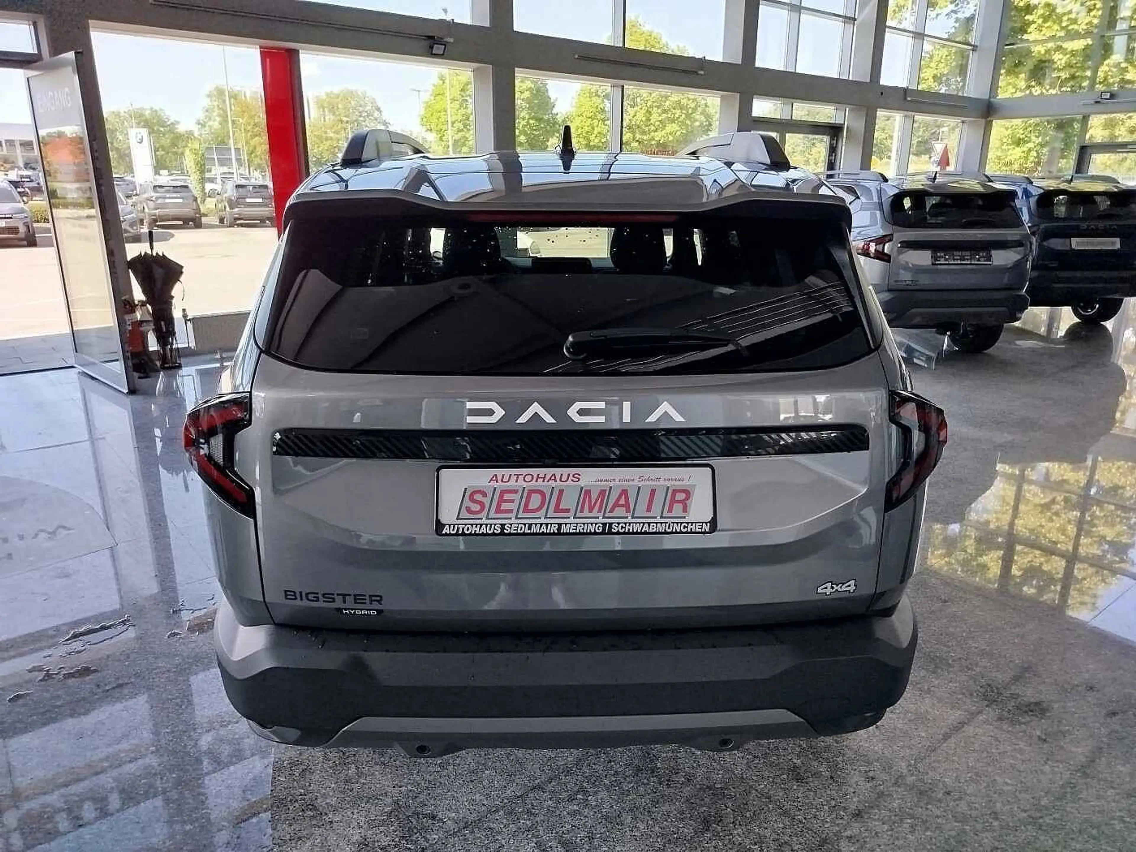 Dacia Bigster Hybrid-G 150 4x4 Journey AHK/PANO/WINTER+/CITY/19Z — photo 5