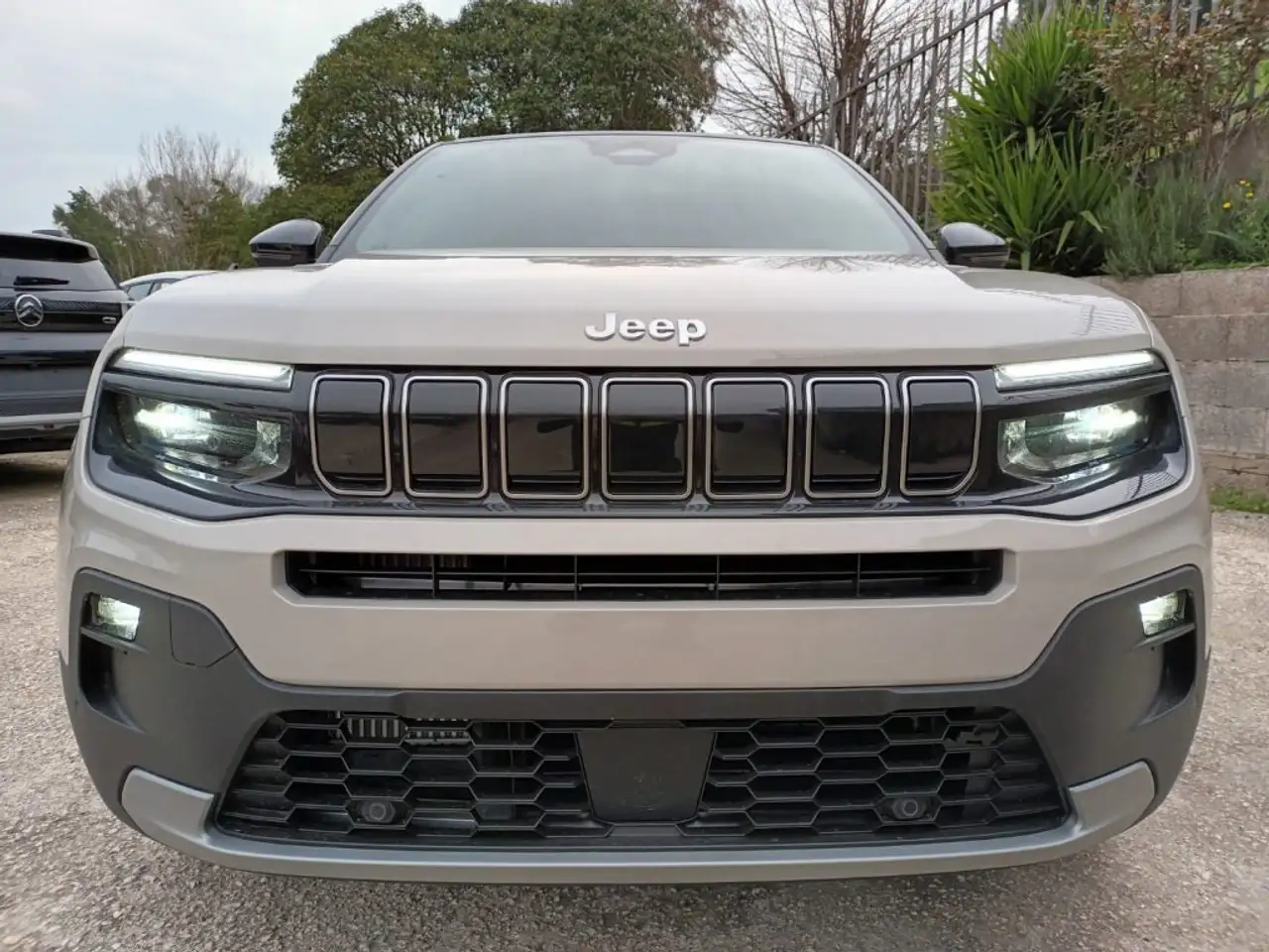 Jeep Avenger 1200 E-HYBRID SUMMIT 110CV AUTOM PACK WINTER PELLE 2