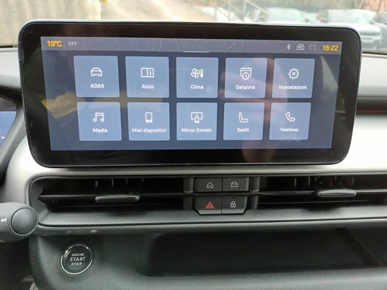 Jeep Avenger 1200 E-HYBRID SUMMIT 110CV AUTOM PACK WINTER PELLE 12