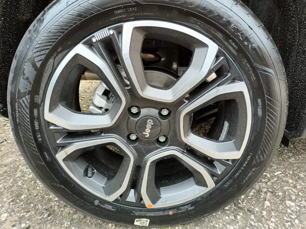 Jeep Avenger 1200 E-HYBRID SUMMIT 110CV AUTOM PACK WINTER PELLE 17