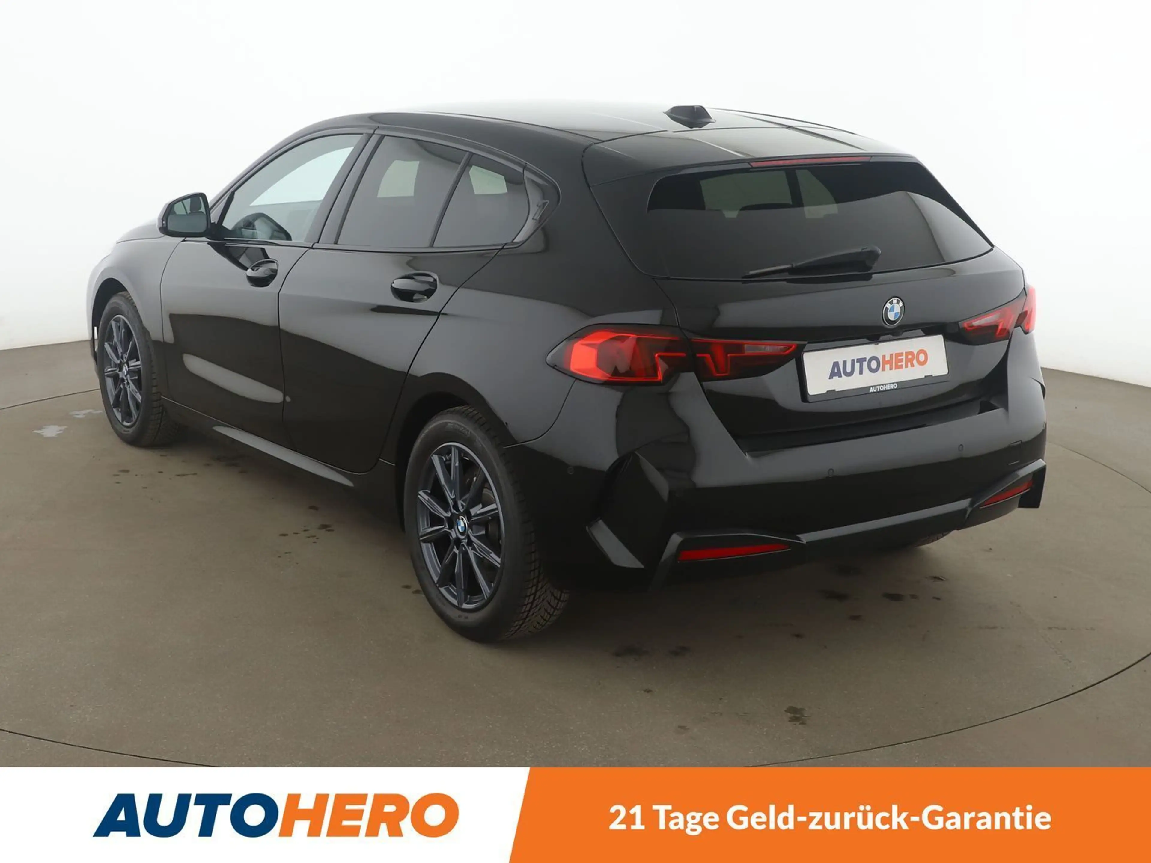 BMW 120 120 Mild-Hybrid Aut.*NAVI*LED*TEMPO*CAM*SHZ*ALU* — photo 4
