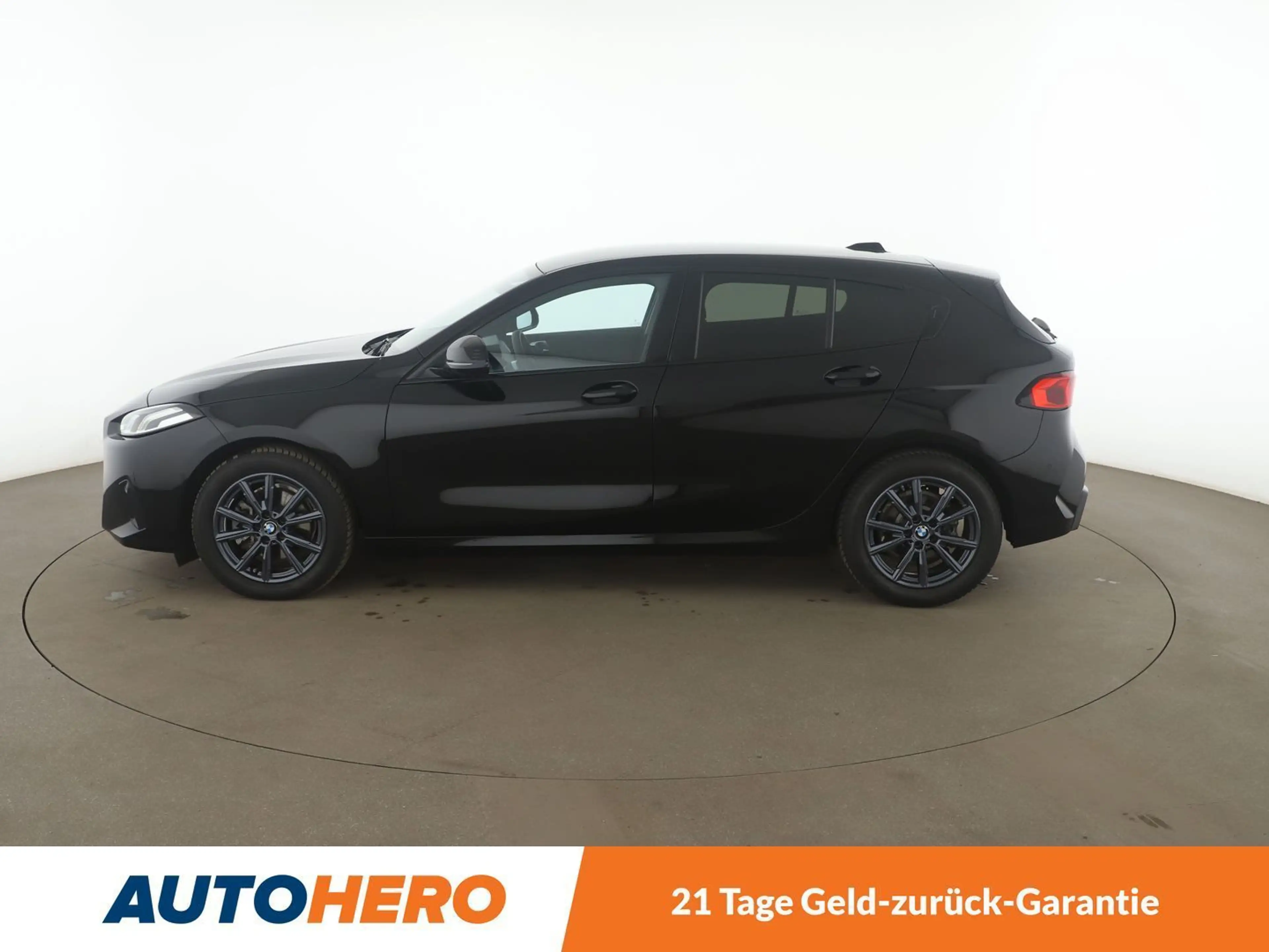 BMW 120 120 Mild-Hybrid Aut.*NAVI*LED*TEMPO*CAM*SHZ*ALU* — photo 3