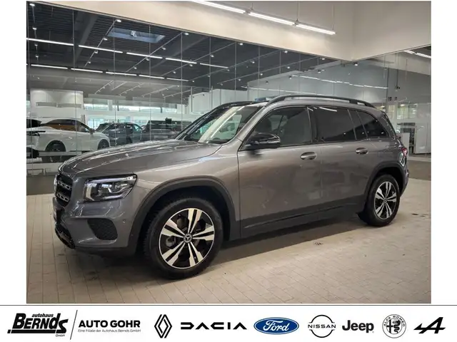 Mercedes-Benz GLB 200 7G-DCT Progressive Panorama-Schiebedach NAVI PDC