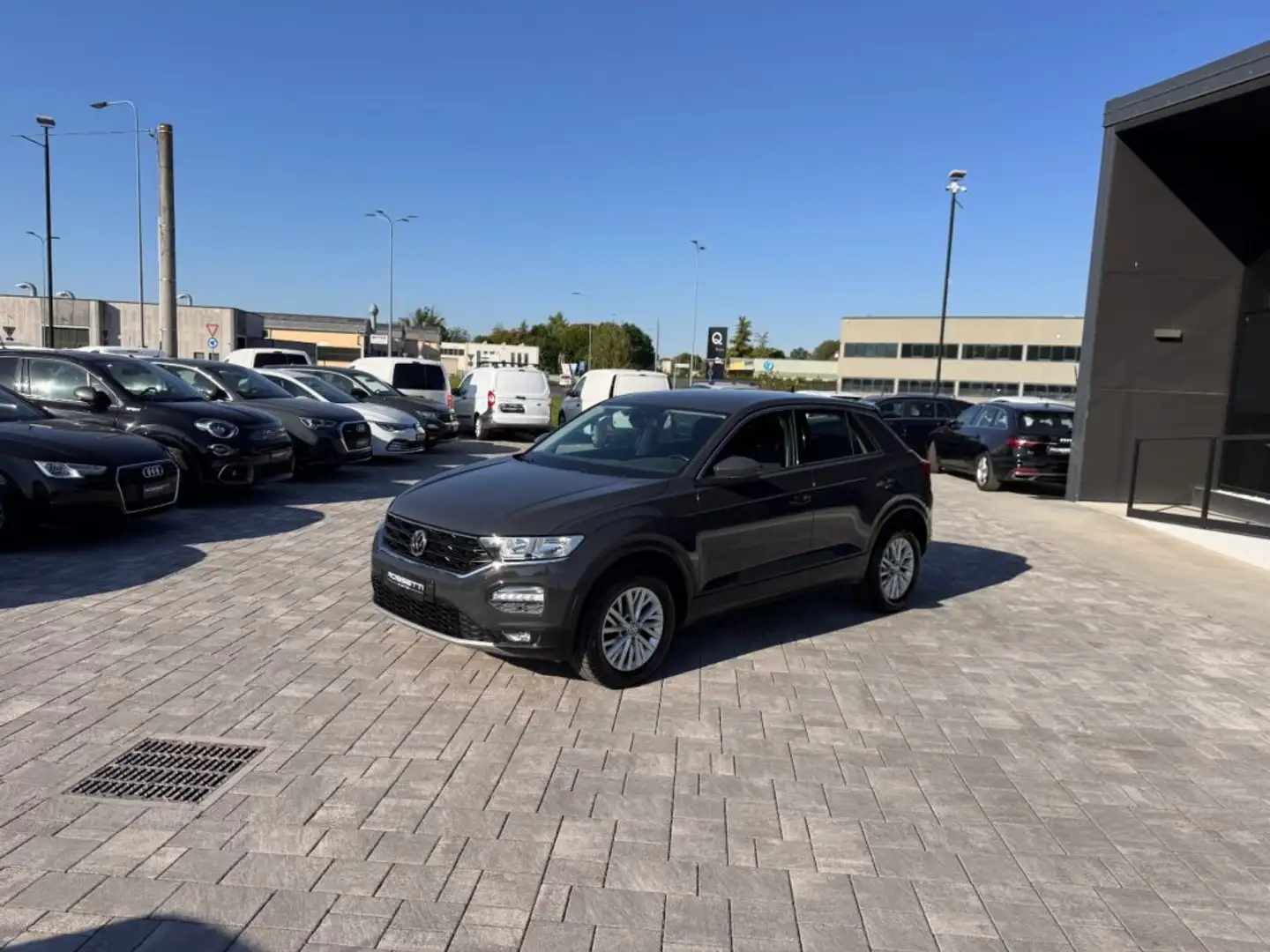 Volkswagen T-Roc 1.6 TDI SCR BlueMotion ANCHE NEOPATENTATI Grigio - 2