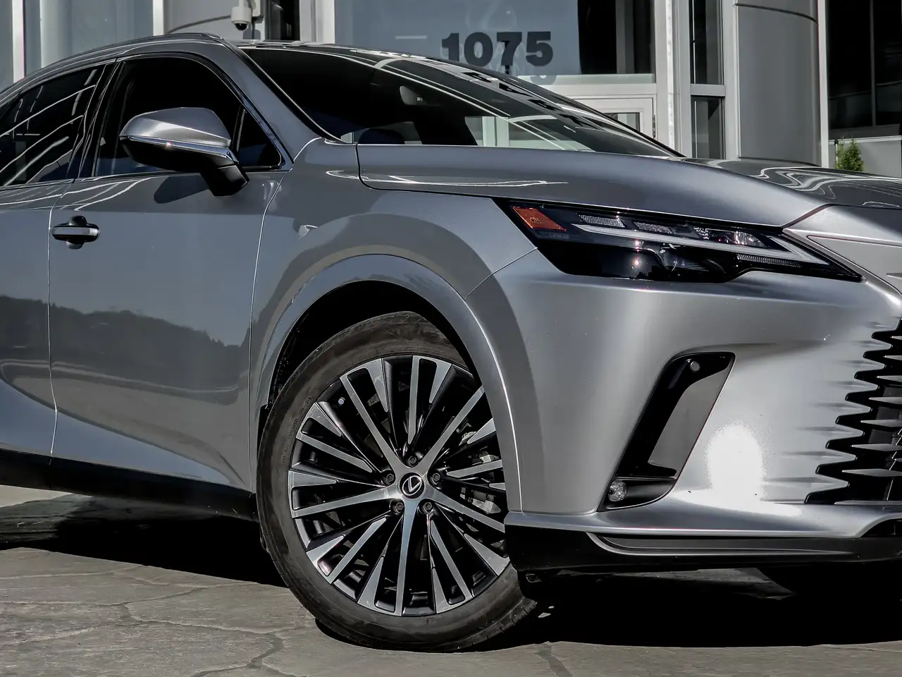 Lexus RX photo Lexus RX
