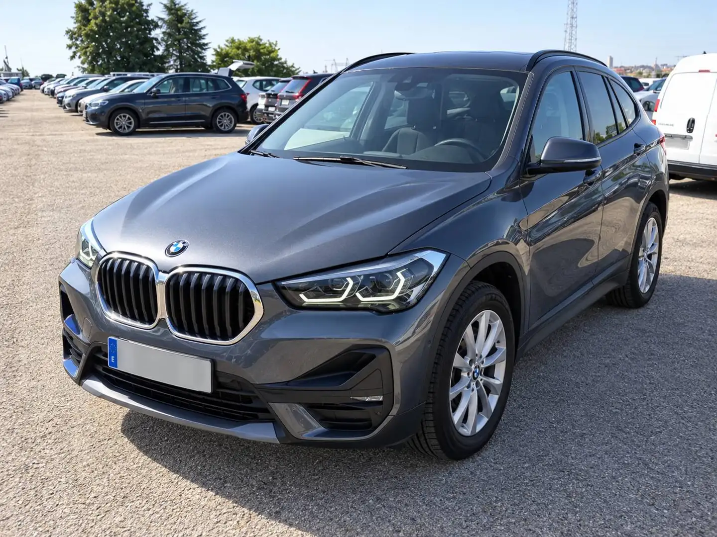 BMW X1 X1 sDrive 18dA Corporate Corporate Gris - 1