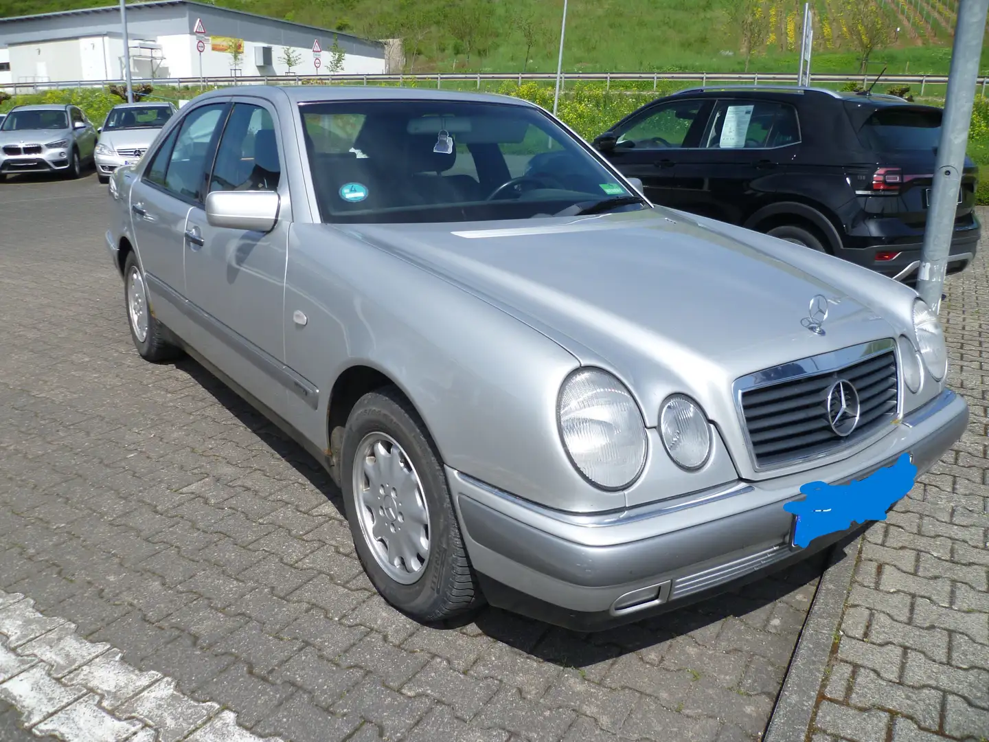 Mercedes-Benz E 230 Elegance Argent - 1