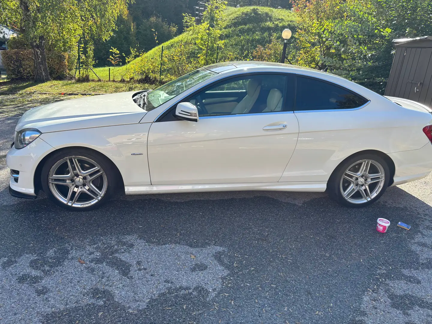 Mercedes-Benz C 250 C 250 CDI BlueEfficiency Coupe Aut. Weiß - 2