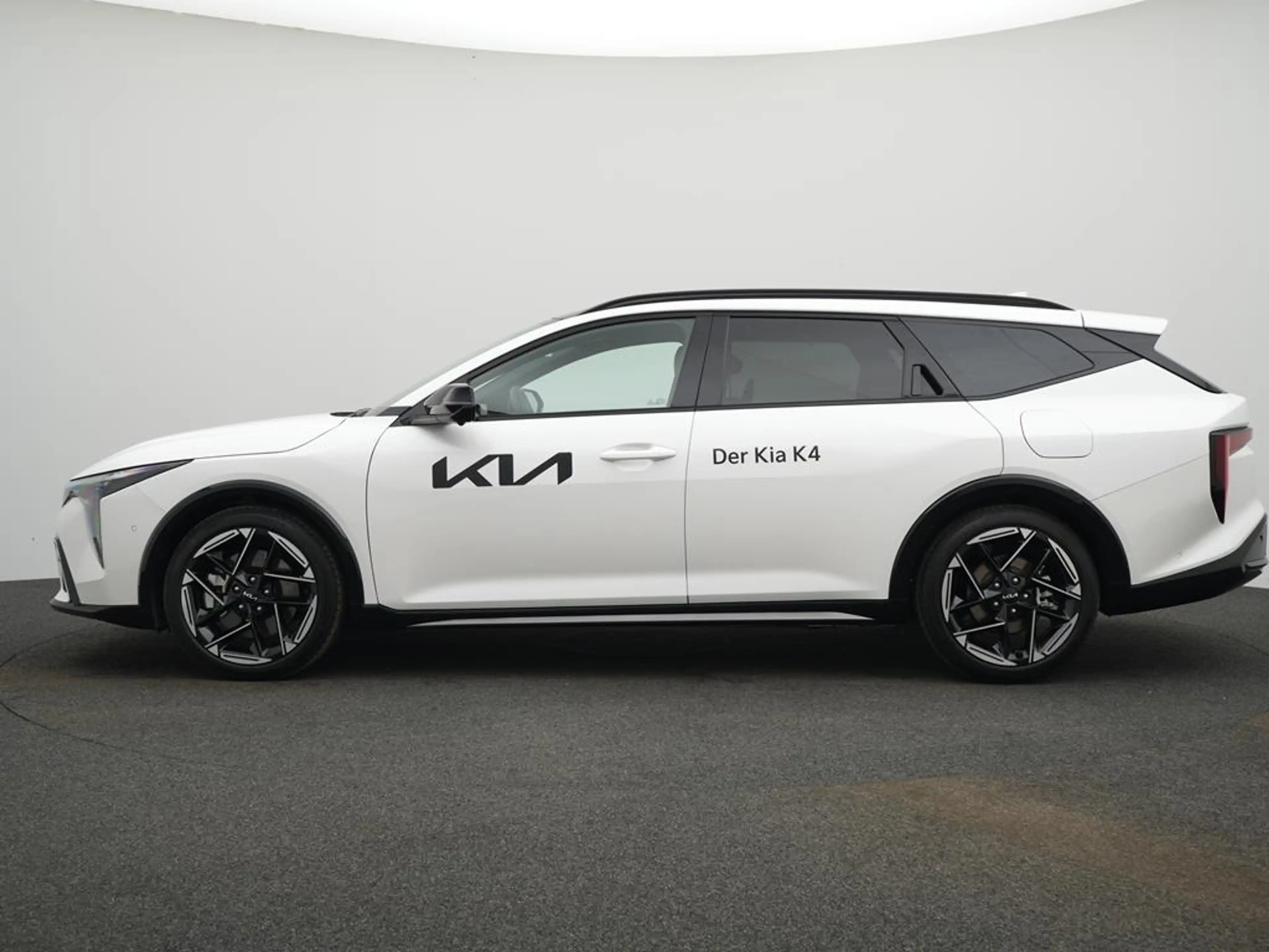 Kia K4 SW 1.6T 180 DCT GTL DWP+ SZ SD 18 GD — photo 5