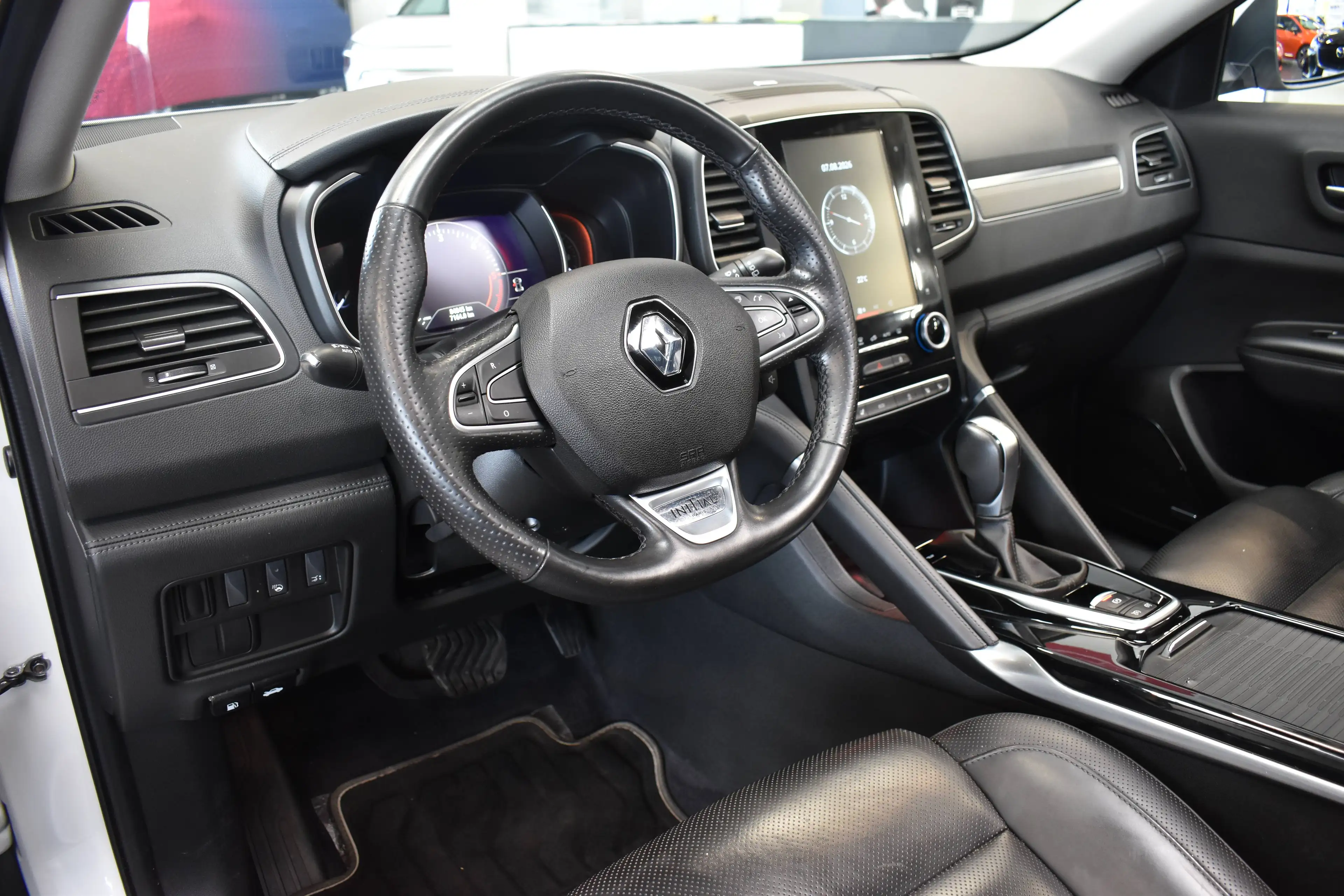Renault Koleos Koleos 2.0 dCi Initiale Paris X-Tronic — photo 12