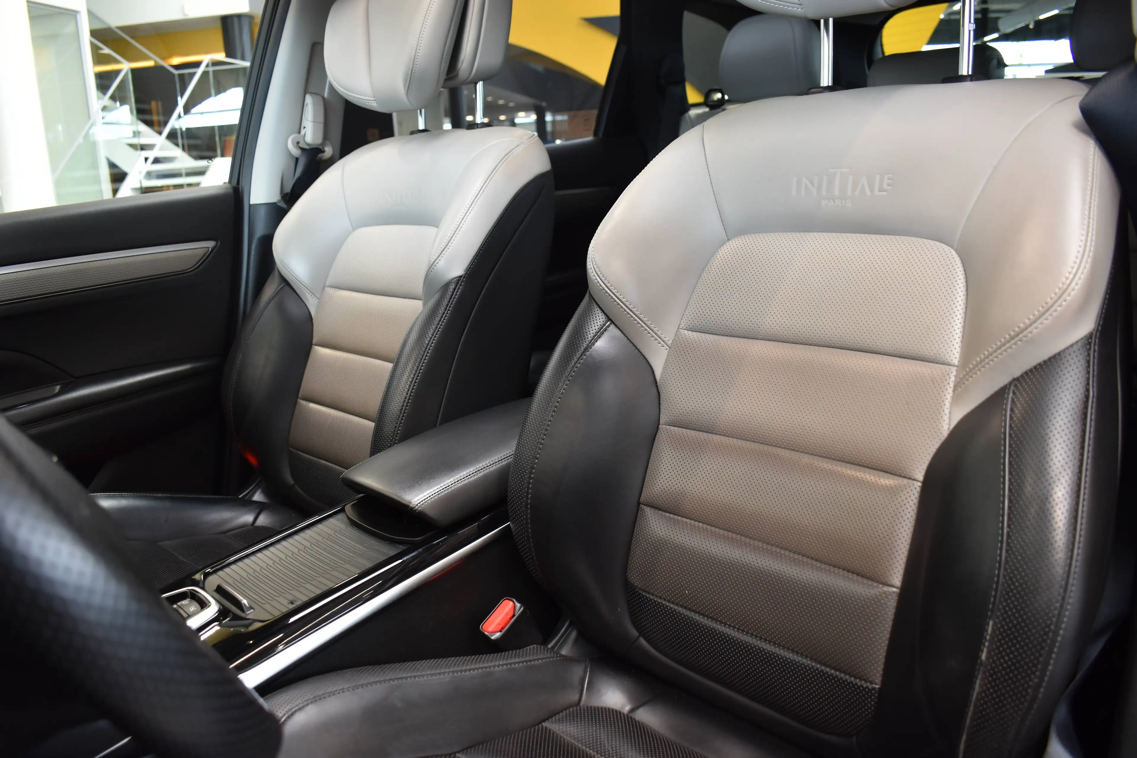 Renault Koleos Koleos 2.0 dCi Initiale Paris X-Tronic — photo 13