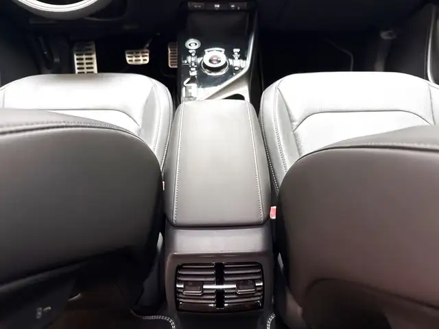 Kia E-Niro view 14