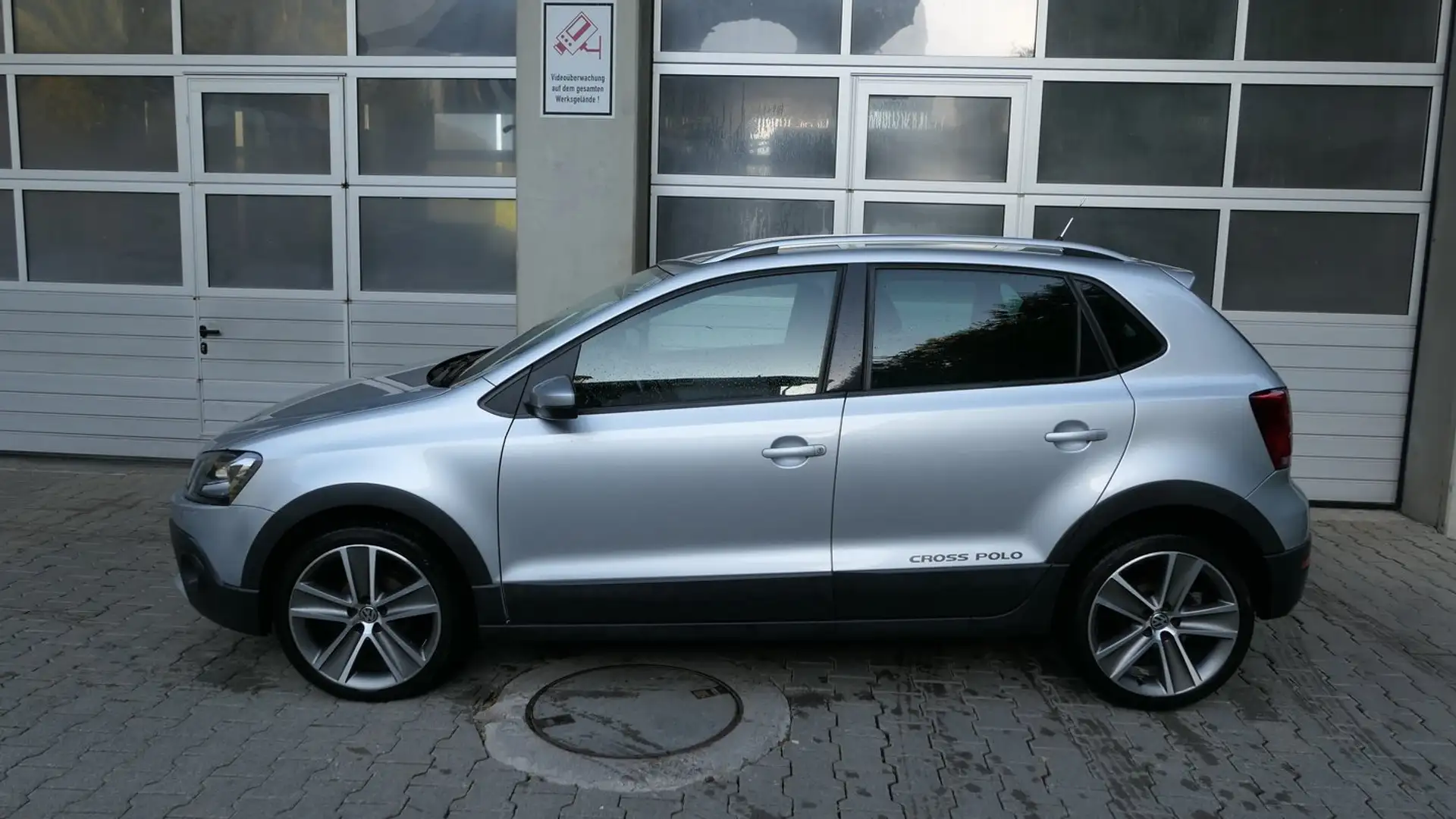 Volkswagen Polo Cross VW CrossPolo TSI Silber - 2