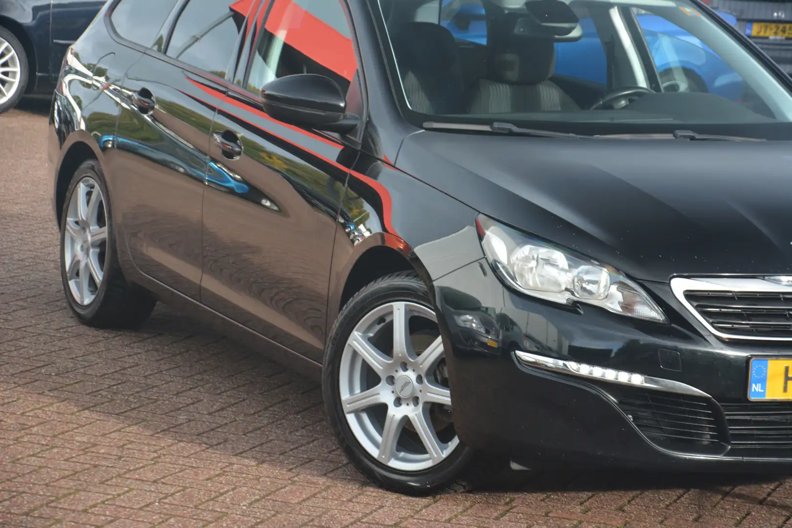Peugeot 308 SW 1.6 BlueHDI Blue Lease Pack | Navigatie | Cruis Noir - 2