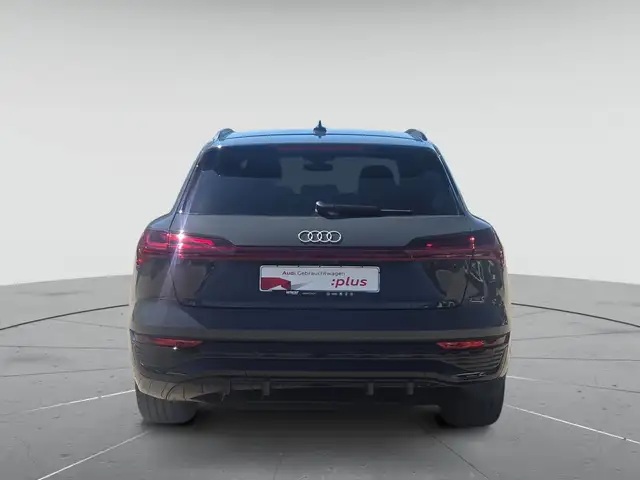 Audi Q8 E-Tron view 7