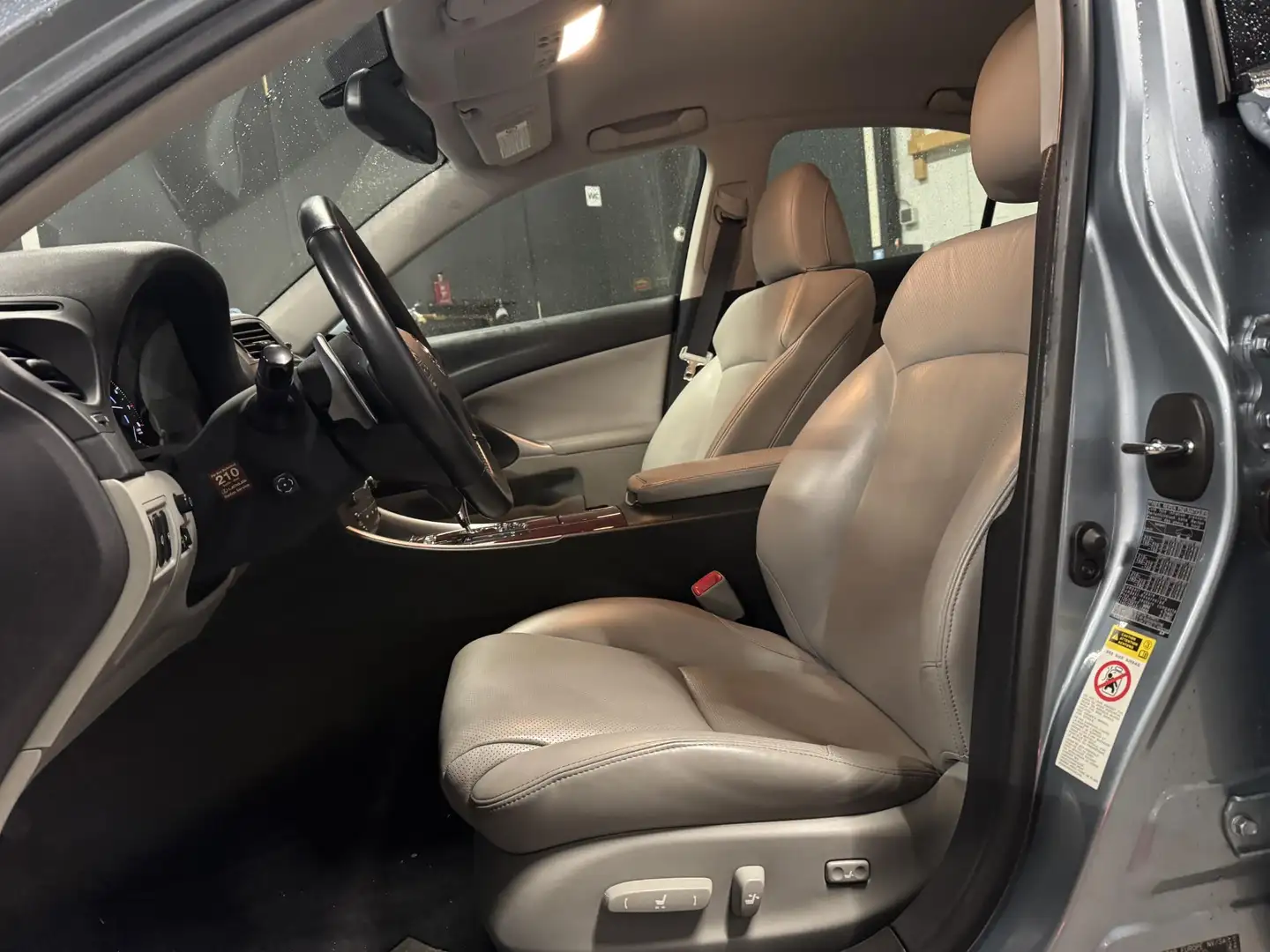 Lexus IS 250 Luxury V6 NIEUWSTAAT Xenon MarkLevinson 1e-eigenaa Azul - 2