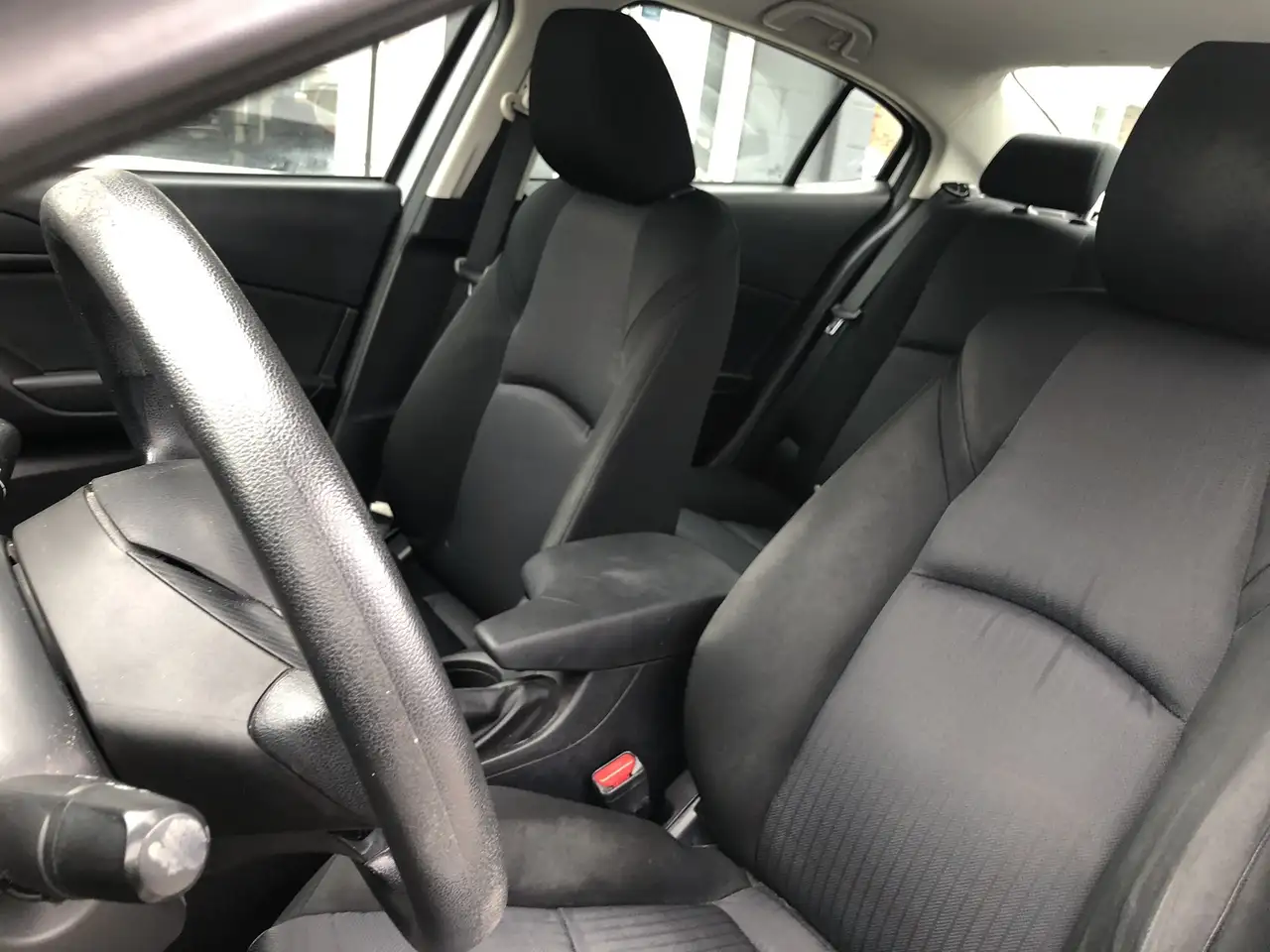 Mazda 3 снимка Mazda 3